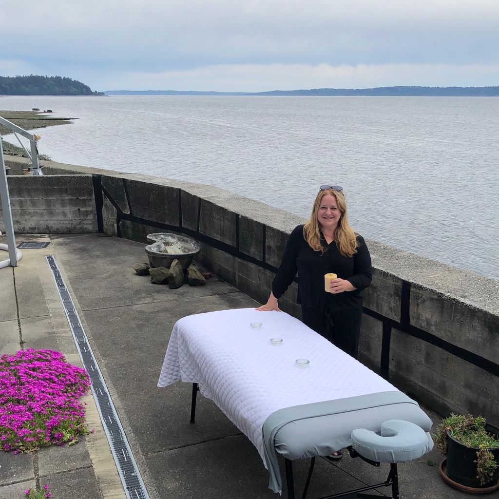 Mobile Outdoor Massage With Massage Traveler™ Seattle Wa